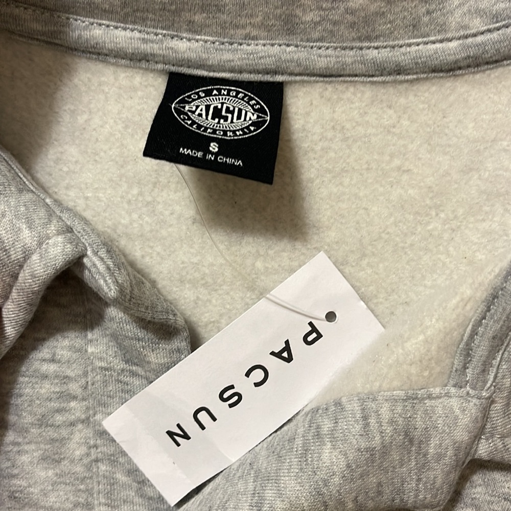 PacSun Top - Picture 2 of 4